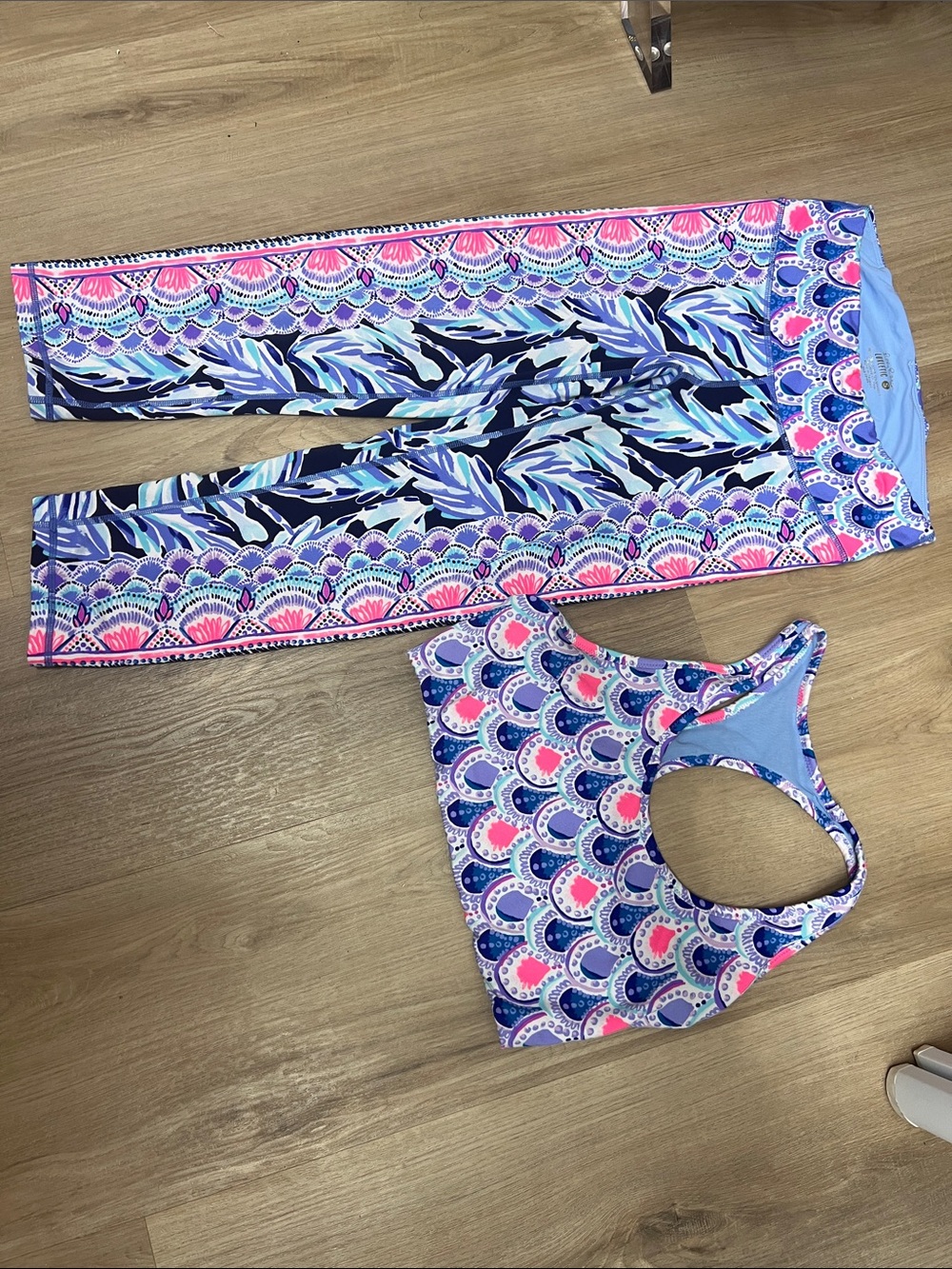 Woman’s Lilly Pulitzer ' Blue & Pink  Two-Piece yoga Set size small